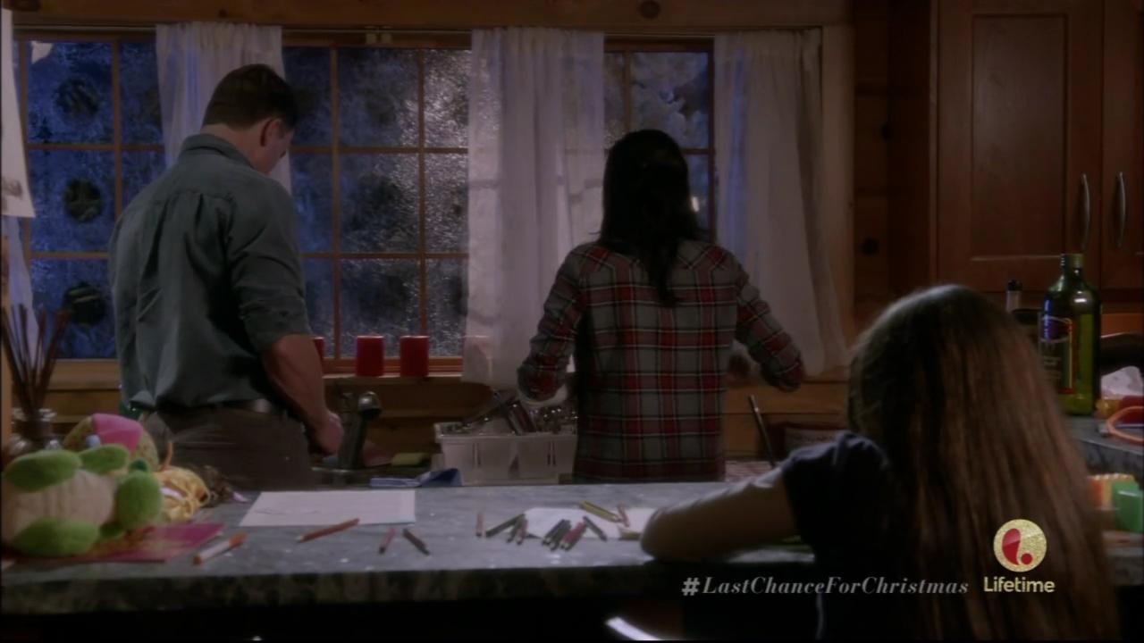 hbd_lastchanceforchristmas_233.jpg hbd_lastchanceforchristmas_233.jpg