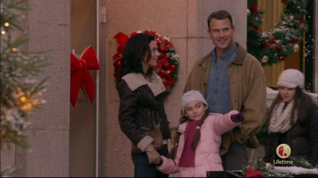 hbd_lastchanceforchristmas_387.jpg